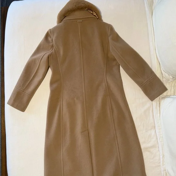 Vince Camuto Tan Trench Coat with Faux Fur Collar - Picture 2 of 6